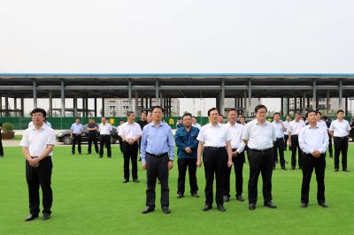 潍坊市委书记、市人大常委会主任惠新安带队对山东赏金船长健康产业园项目进行观摩点评