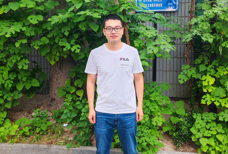 2022年度赏金船长医药金燕奋斗者——吴  斌